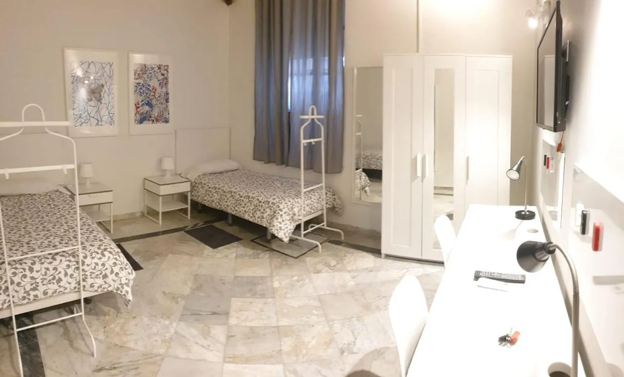 Residencia Viriato Hostel Seville