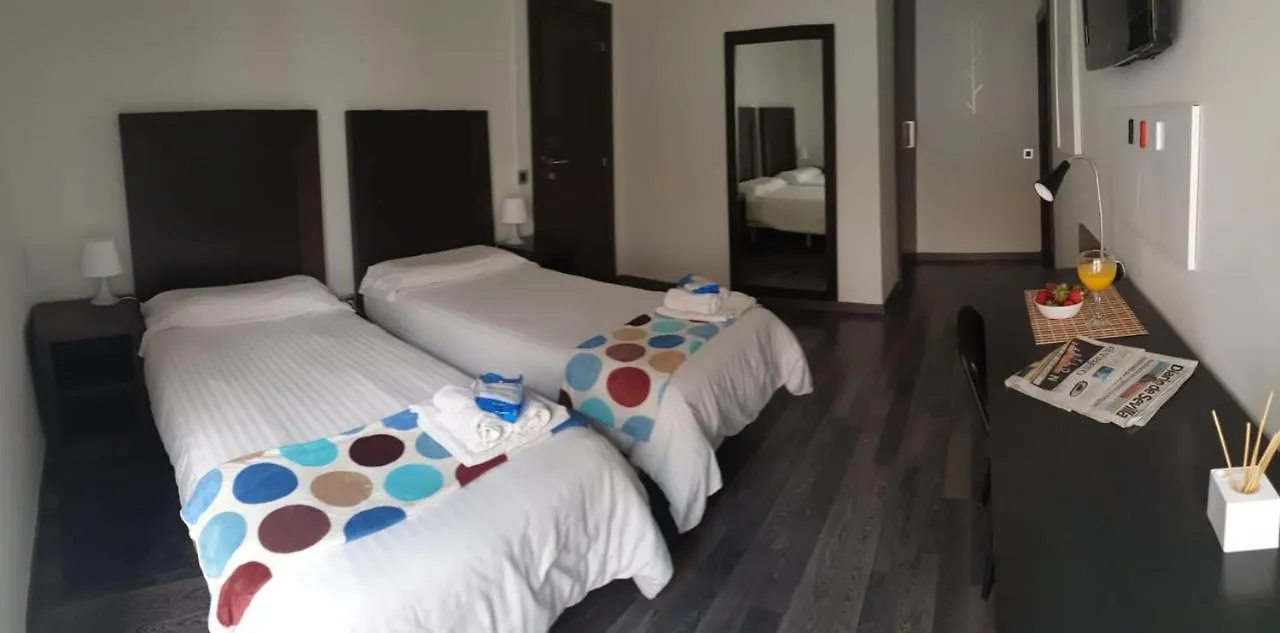 Residencia Viriato Hostel Seville 0*,  Spain