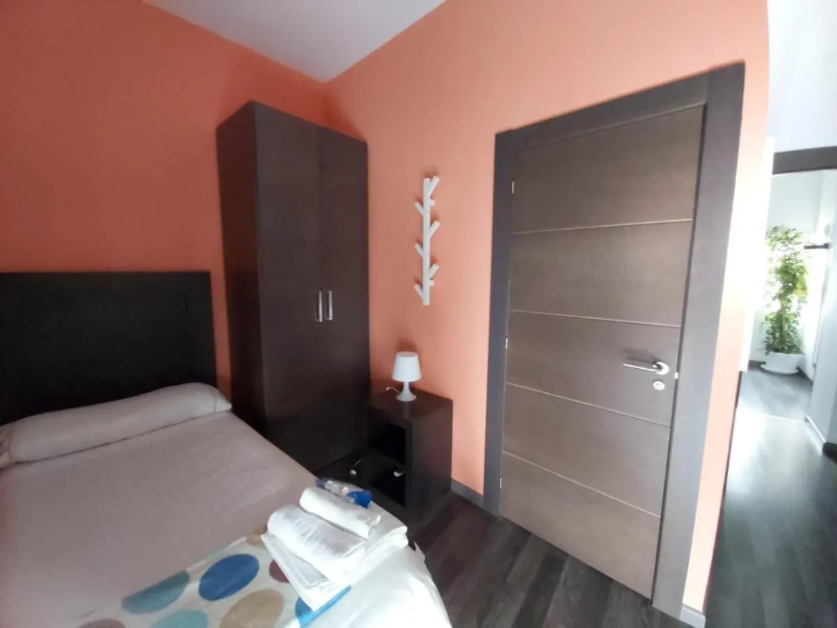 Residencia Viriato Hostel Seville